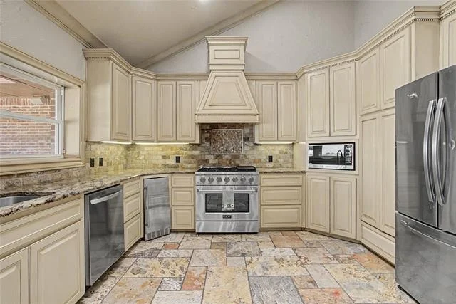 Photo of 6815 Hardwick Road