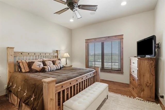 Photo of 1046 Grandview Drive