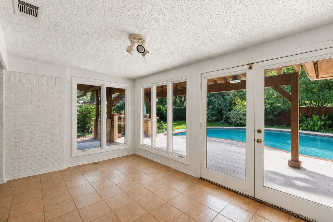 Photo of 3600 Lake Pontchartrain Drive