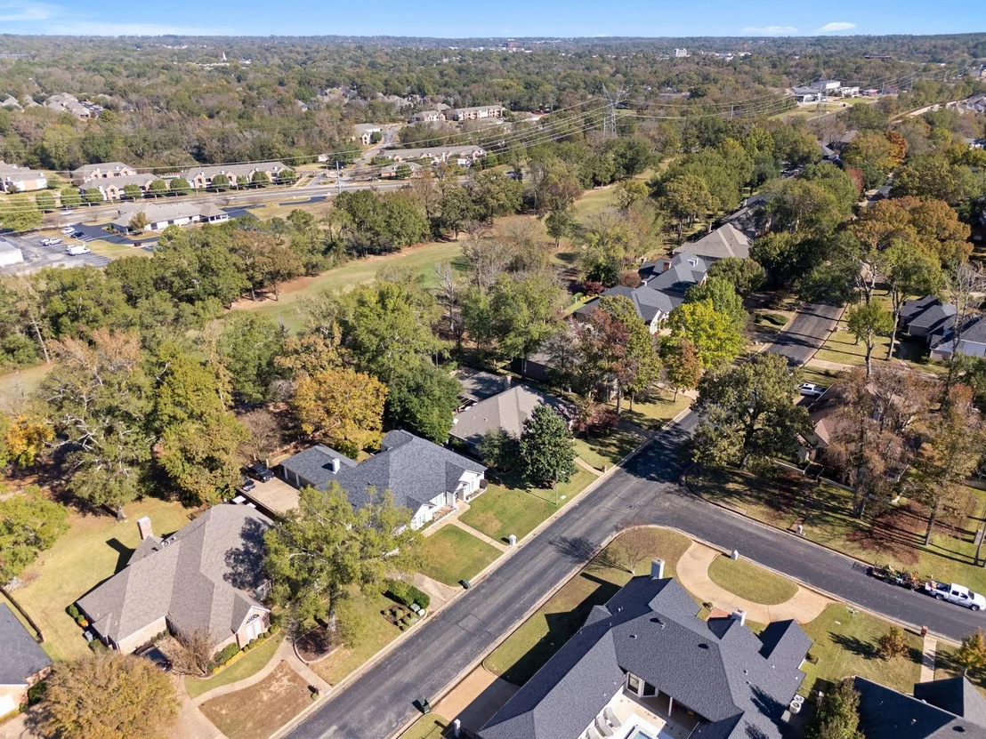 Photo of 1807 Royal Oak Drive