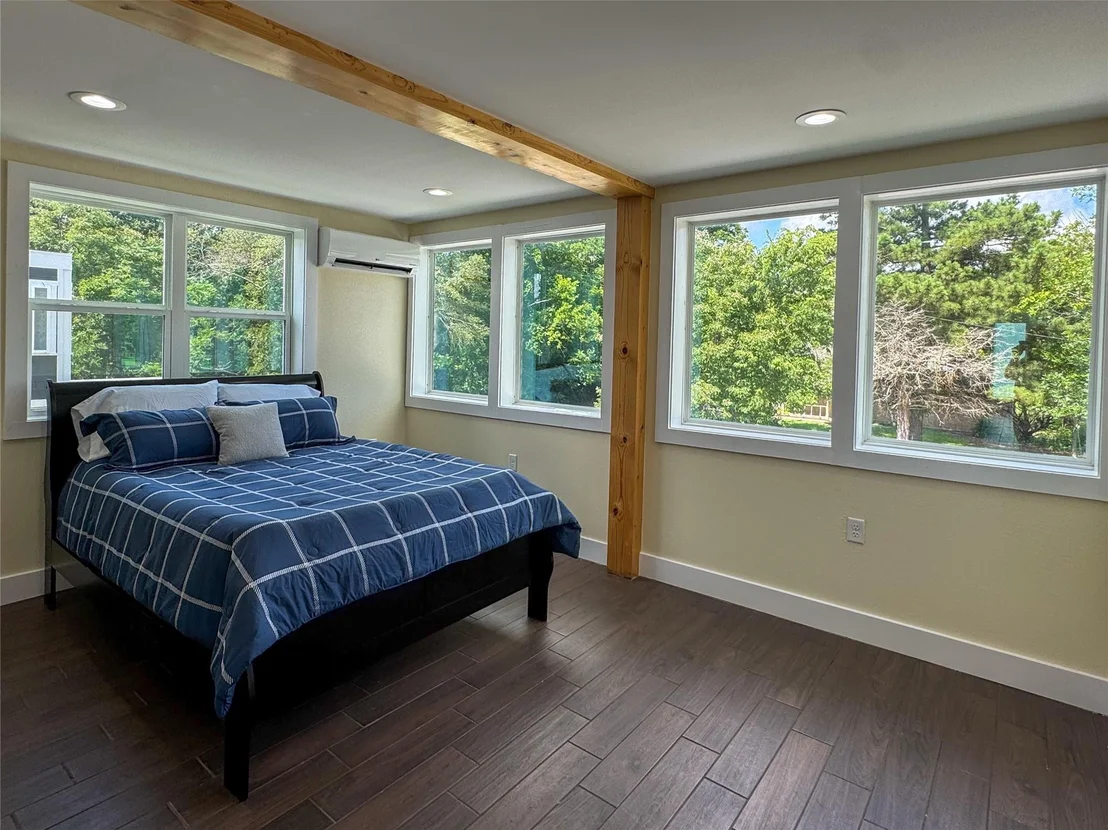 Photo of 1228 Kennie Drive