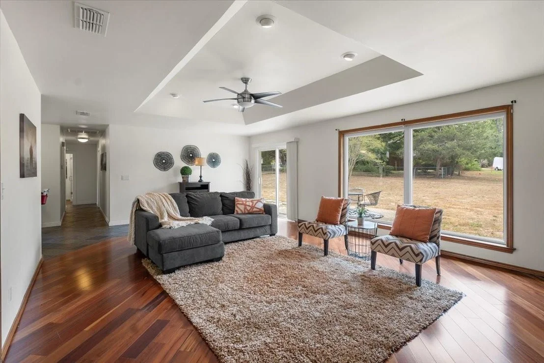 Photo of 306 Lone Star Lane