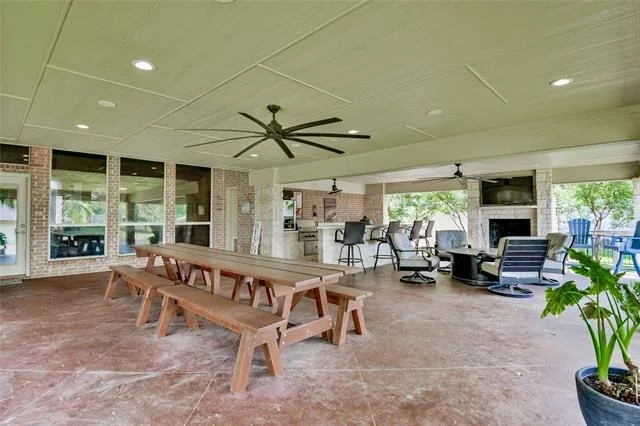 Photo of 2208 Waters Edge Drive