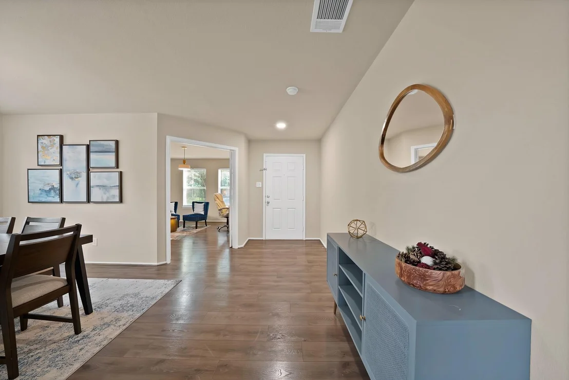 Photo of 3201 Hoover Drive
