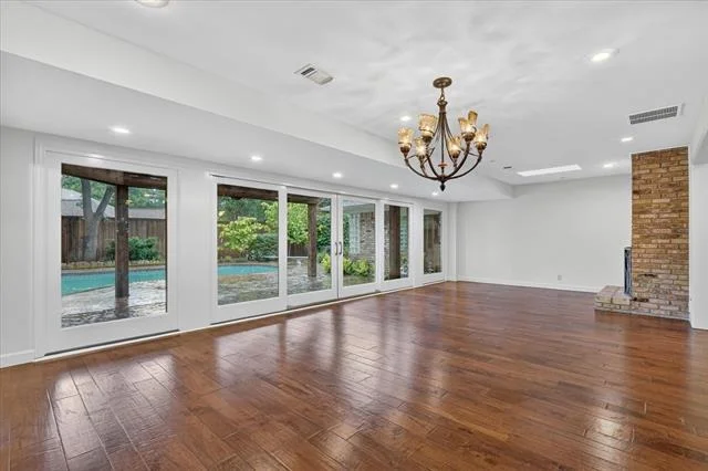 Photo of 2101 Brentgate Drive