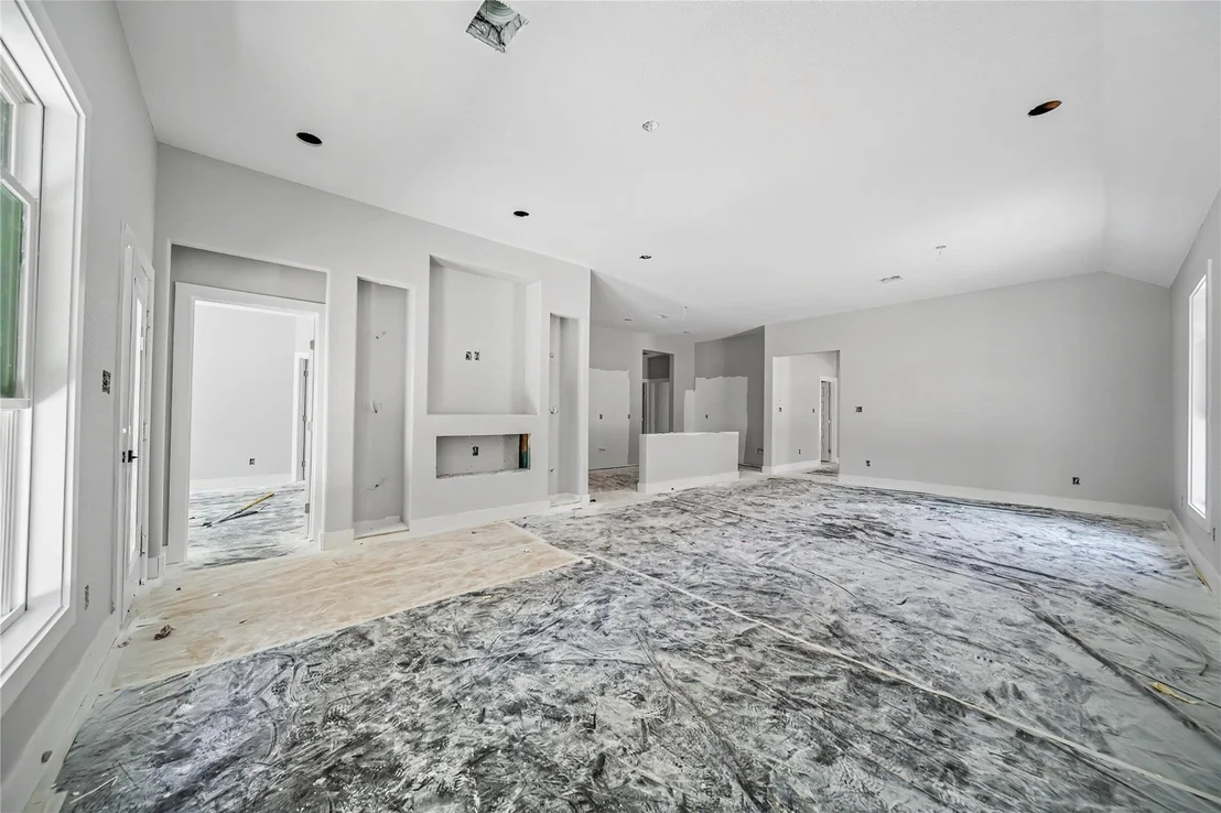 Photo of 513 Armstrong Road