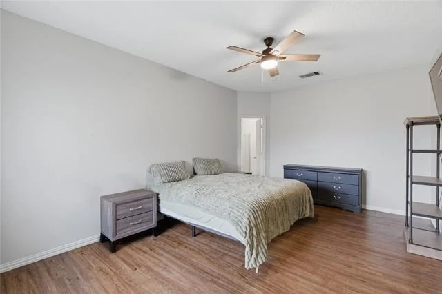 Photo of 604 Bluejay Drive