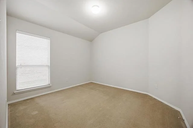 Photo of 141 Oriole Drive