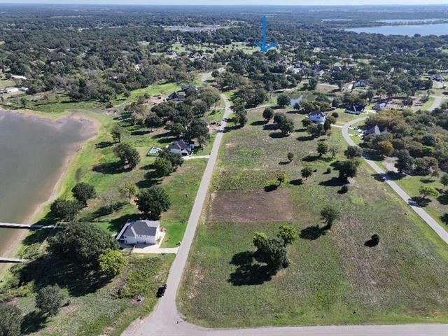Photo of 551 Shoreline Drive