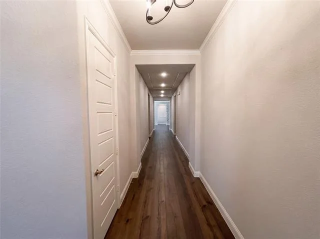 Photo of 2221 Laguna Drive