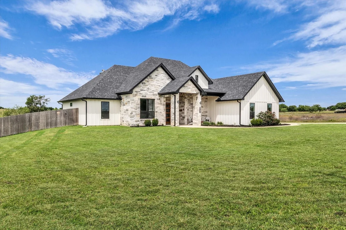 Photo of 2724 Southwinds Drive