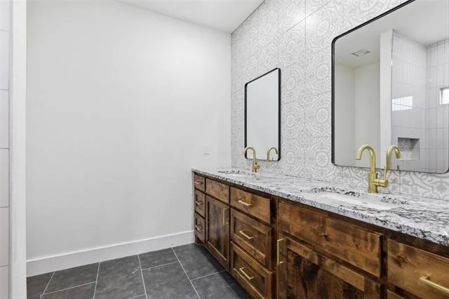 Photo of 1413 Ridgeview Circle