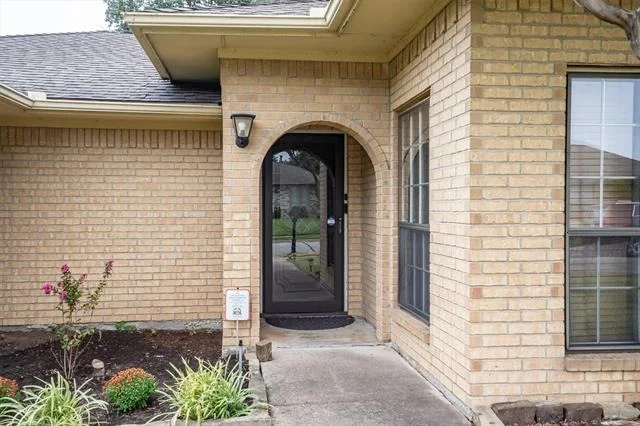 Photo of 2214 Valley Mill