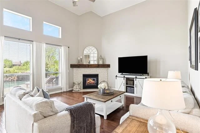 Photo of 11281 Balcones Drive