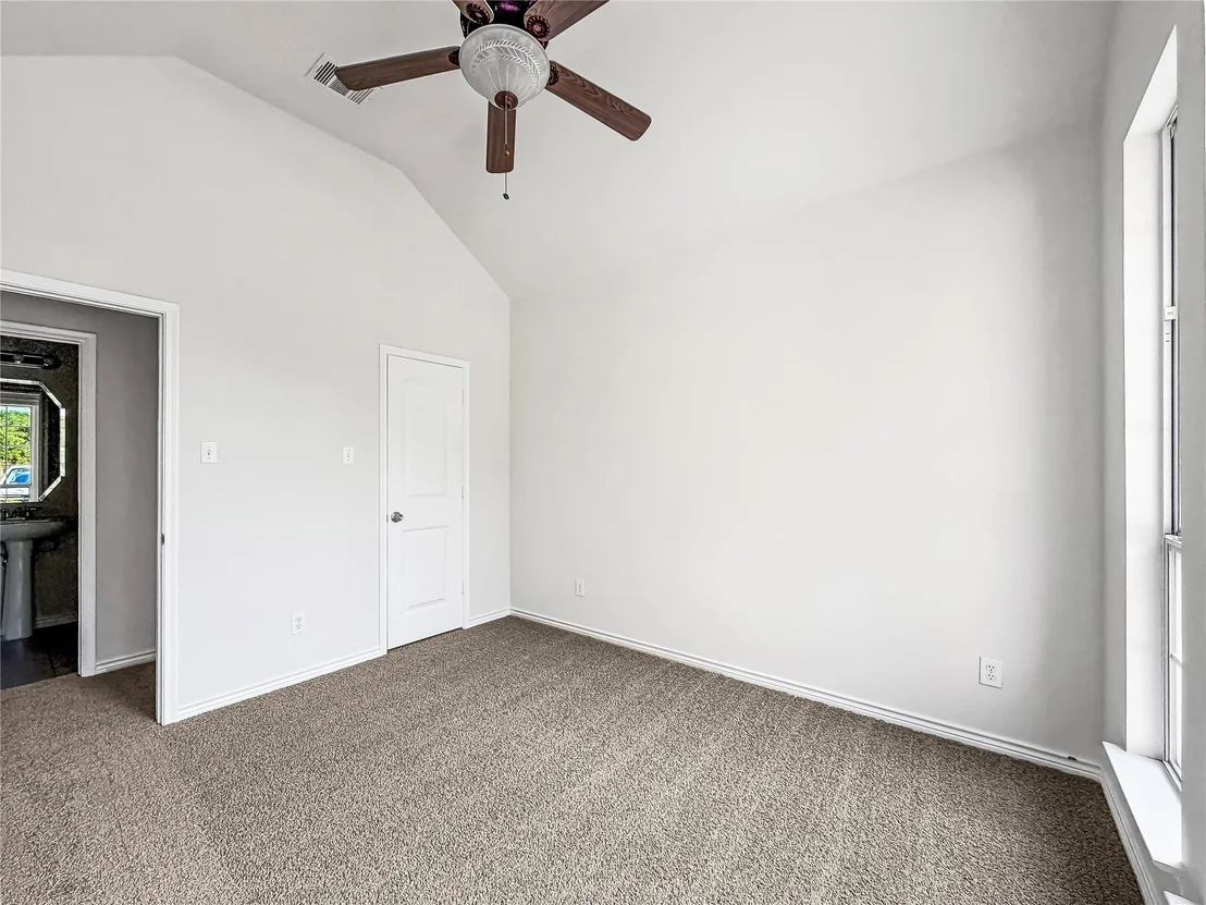 Photo of 8212 Boulder River Trail