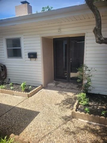 Photo of 2826 Salinas Drive