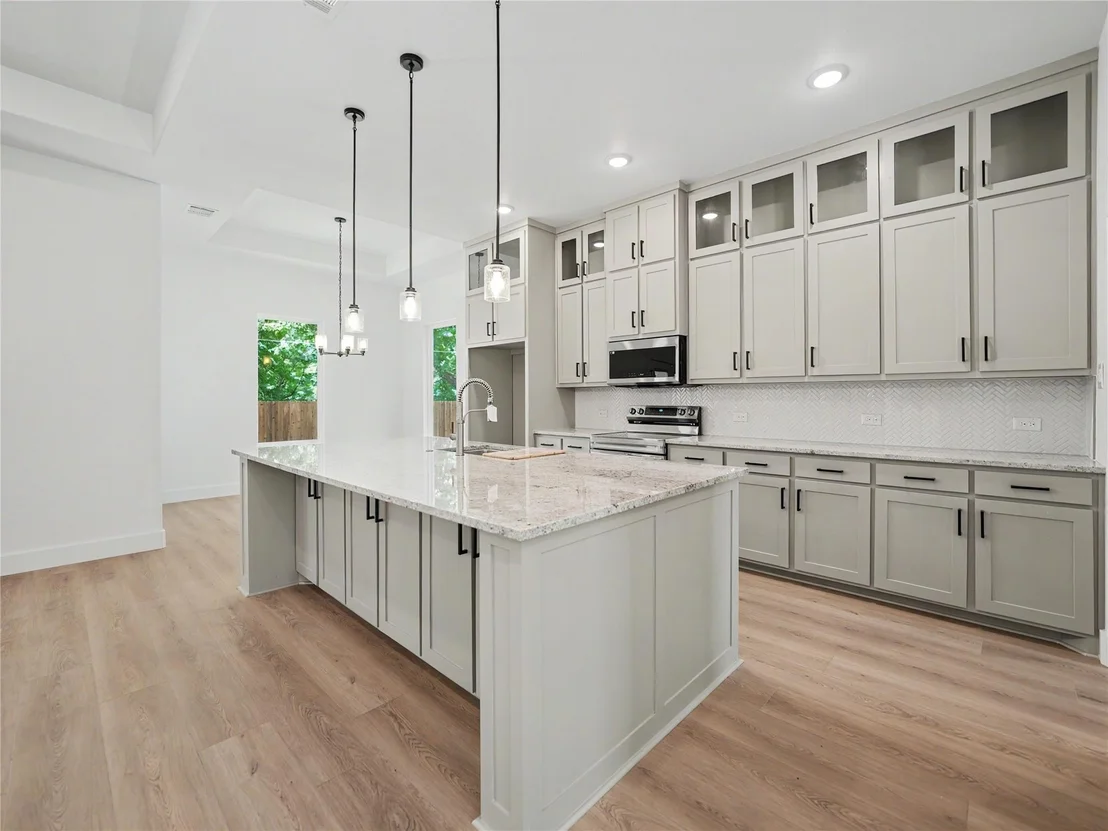 Photo of 113 Dennis Drive