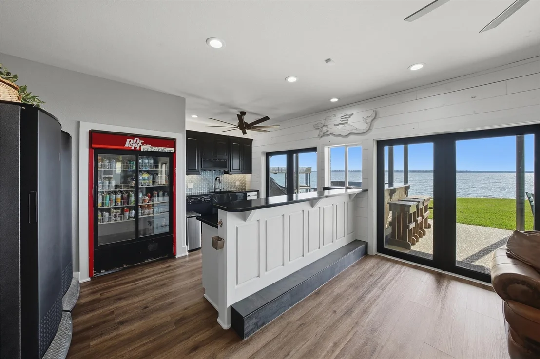 Photo of 1617 Maple Drive