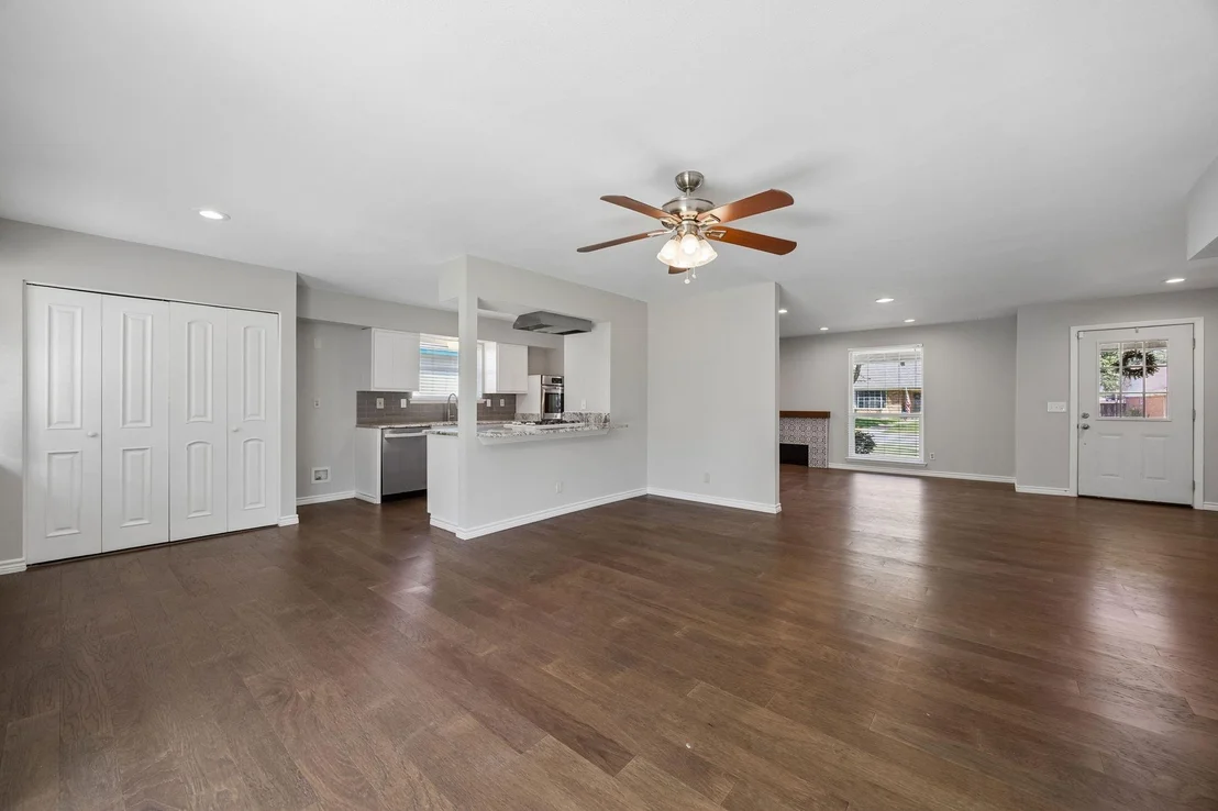 Photo of 1239 Evergreen Drive