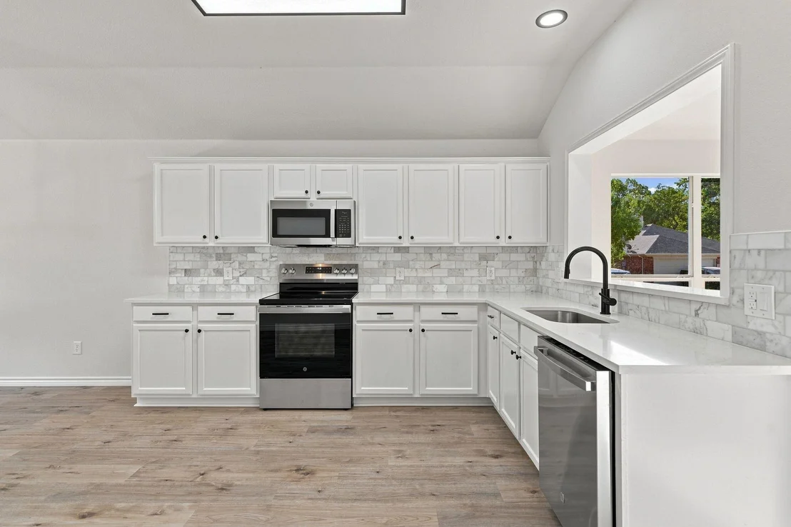 Photo of 704 Sequoia Drive