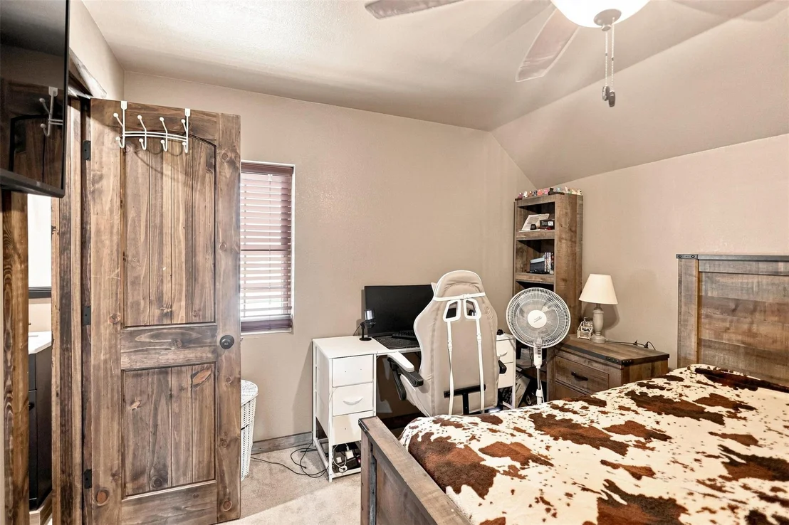 Photo of 1108 County Road 4360