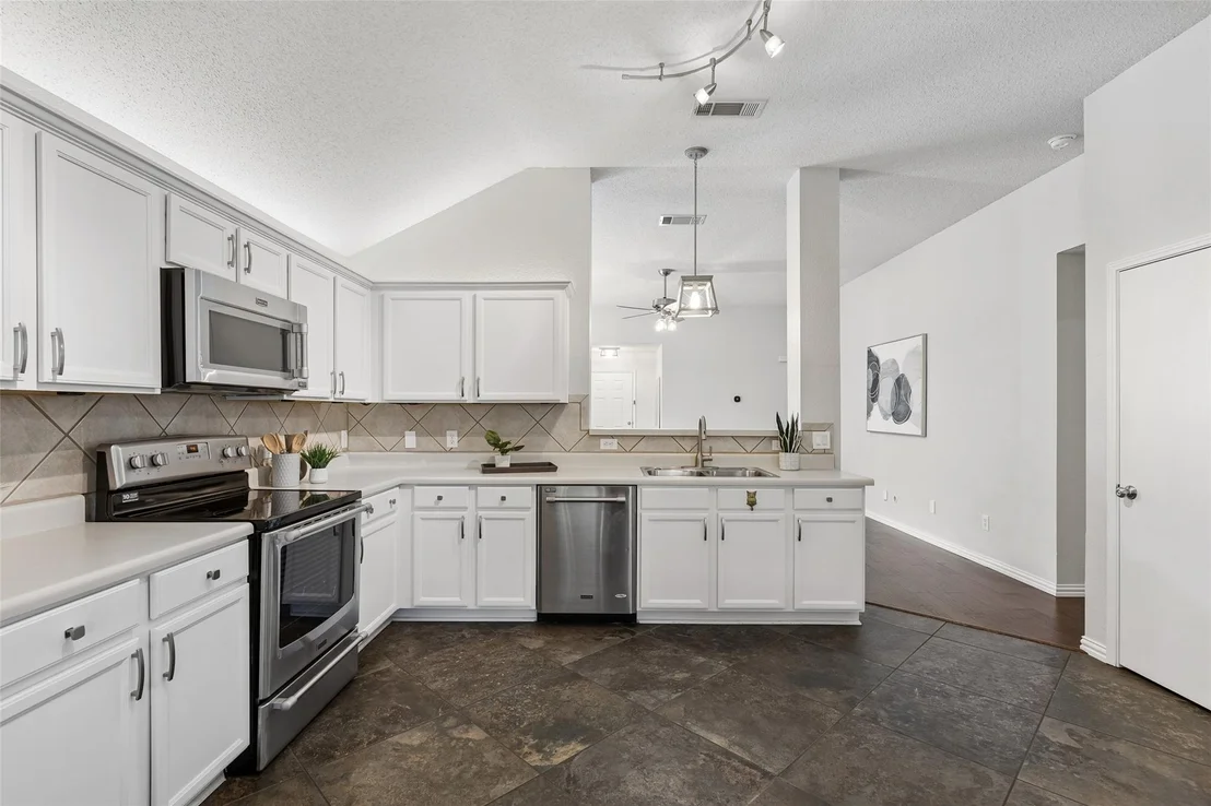 Photo of 501 Fireberry Drive