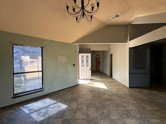 Photo of 548 Spring River Drive
