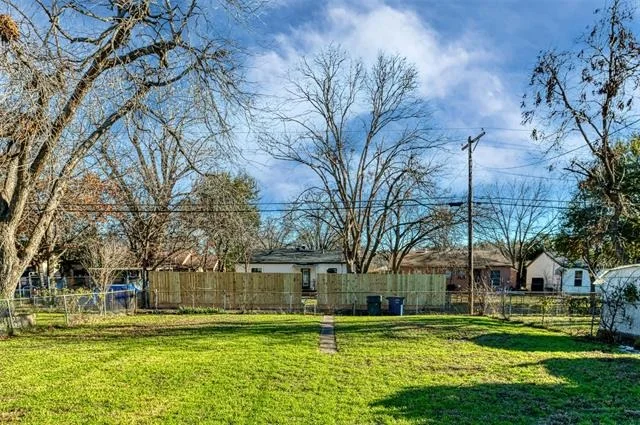 Photo of 2842 Carlson Drive