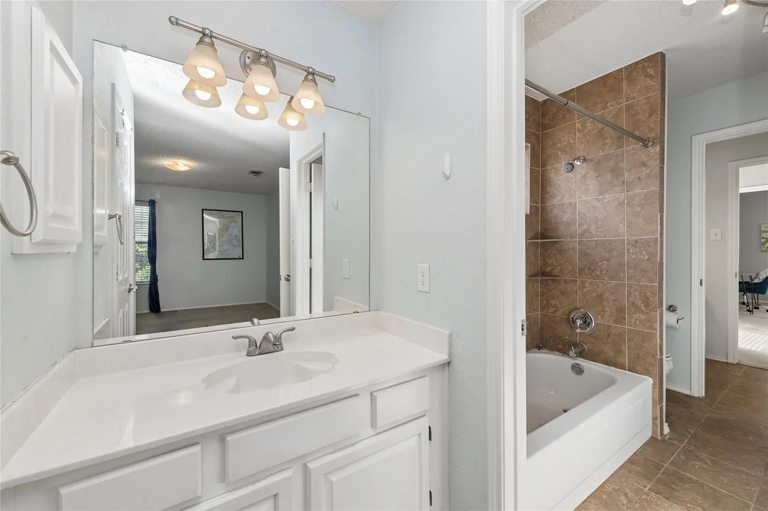 Photo of 4202 Timberglen Road