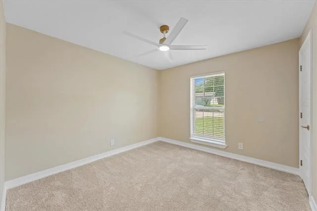 Photo of 1222 Saturn Drive