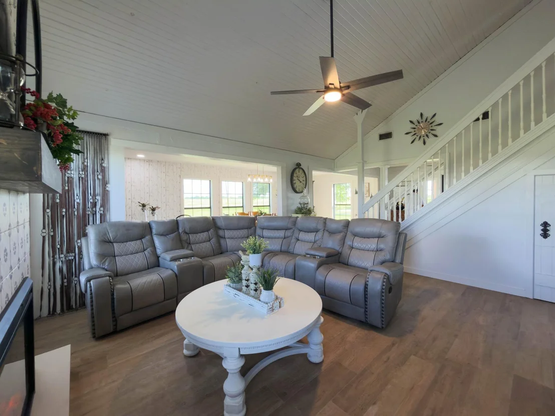 Photo of 5974 County Road 4100