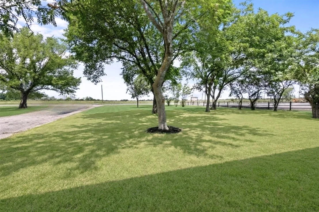 Photo of 5772 N State Highway 78