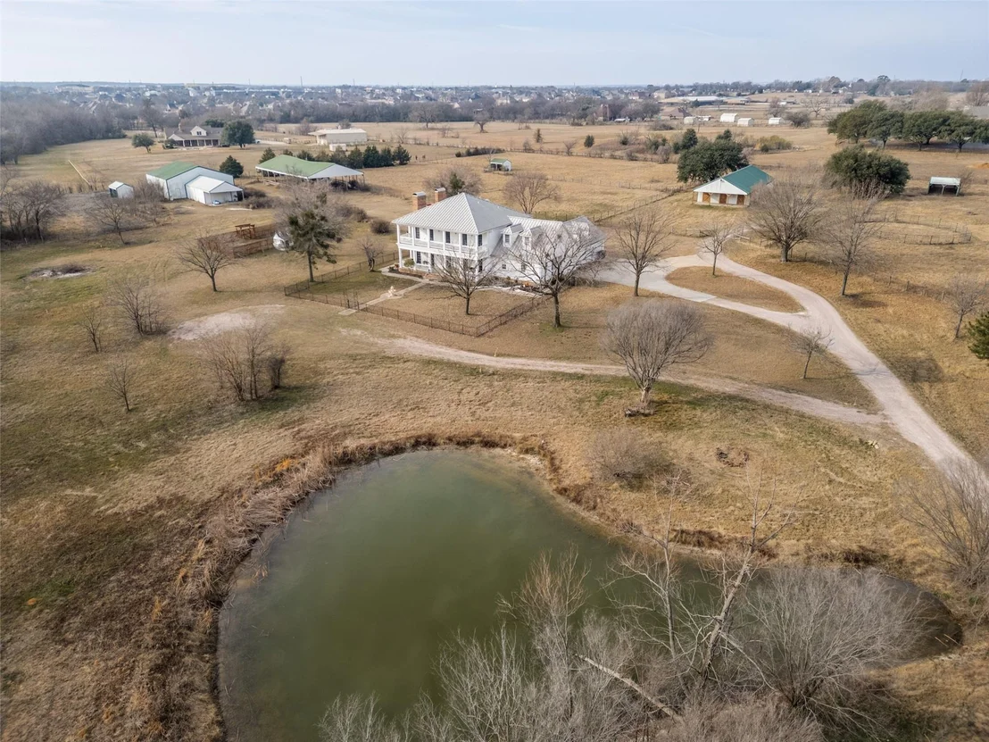 Photo of 1827 Dr Sanders Road