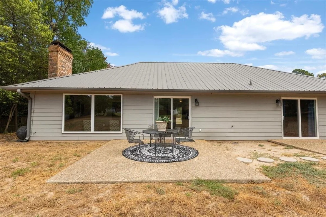 Photo of 306 Lone Star Lane