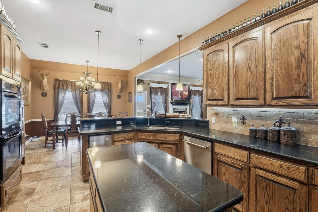 Photo of 7229 County Road 1205