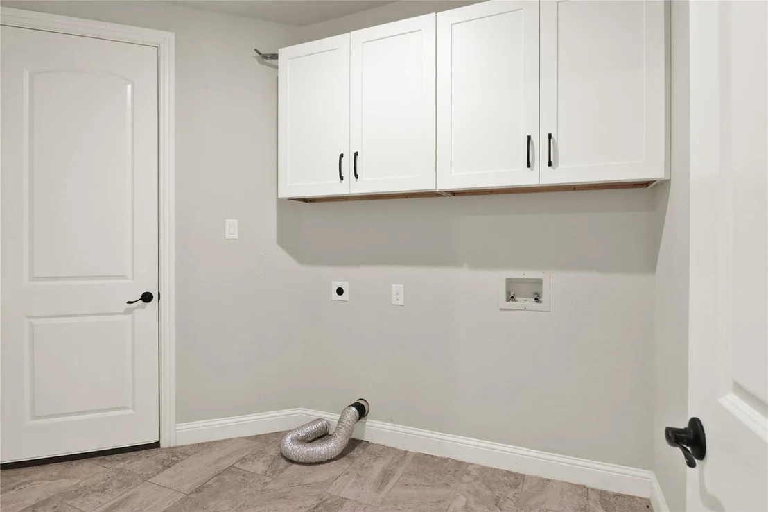 Photo of 8023 Pennington