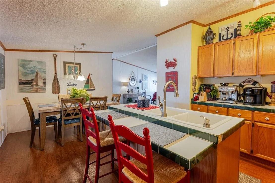 Photo of 4441 Chapel Road