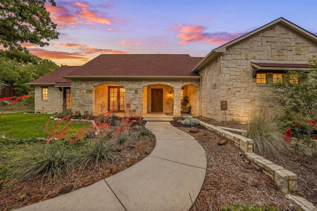 Photo of 6436 Valley Creek