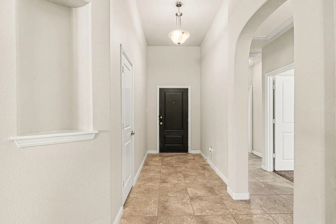 Photo of 905 Falcon Road