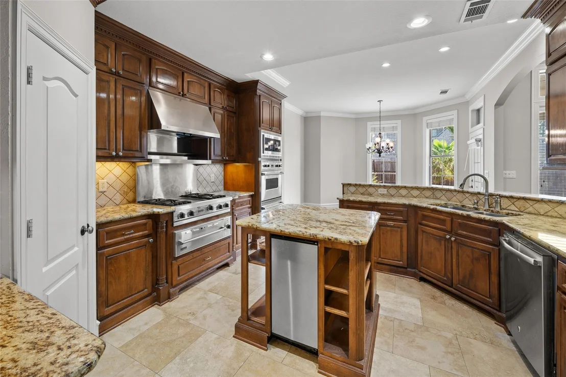 Photo of 2322 Kingsmill Circle