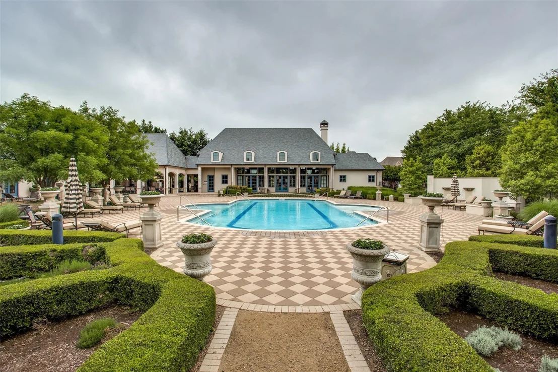 Photo of 5764 Quebec Lane