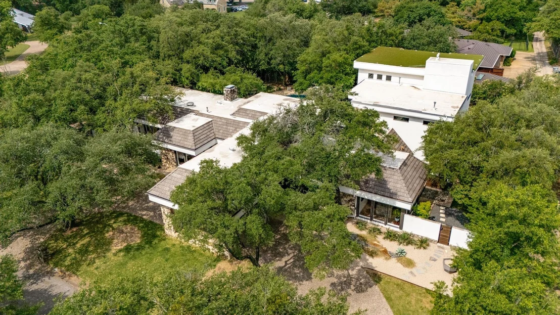 Photo of 5205 Royal Lane
