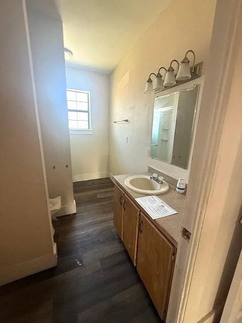 Photo of 700 W 8th Street