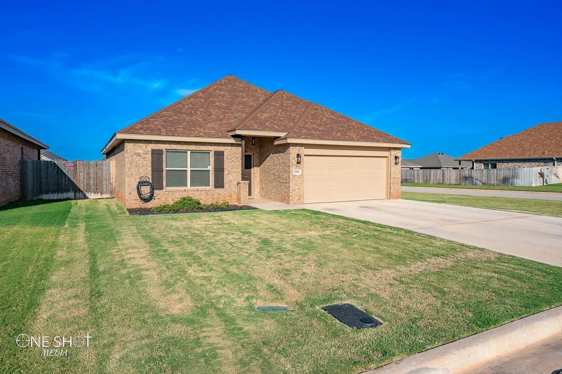 Photo of 3102 Oakley