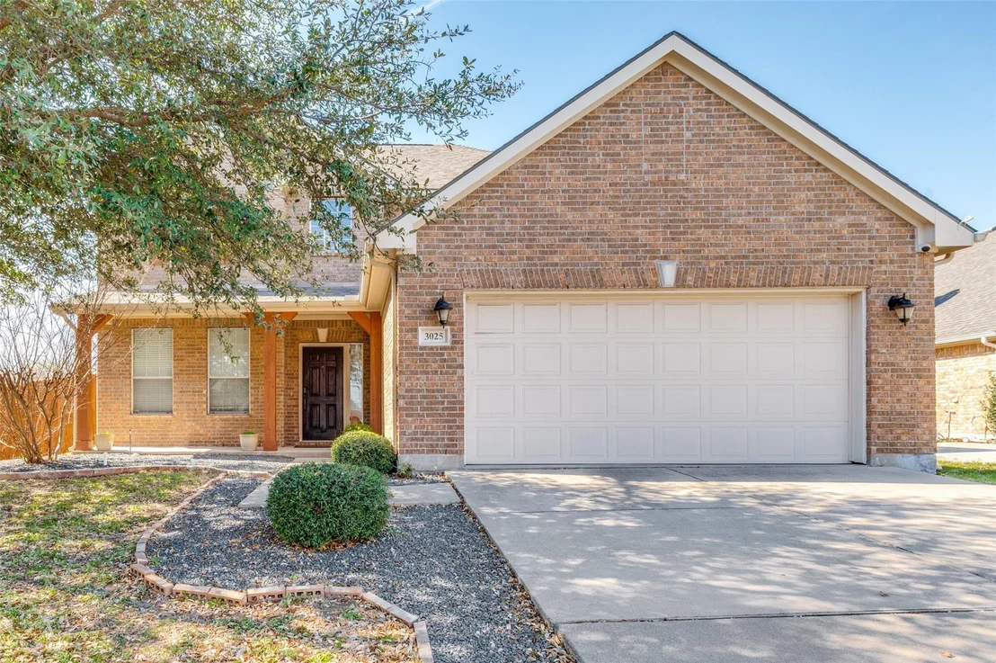Photo of 3025 Glenbrook Drive
