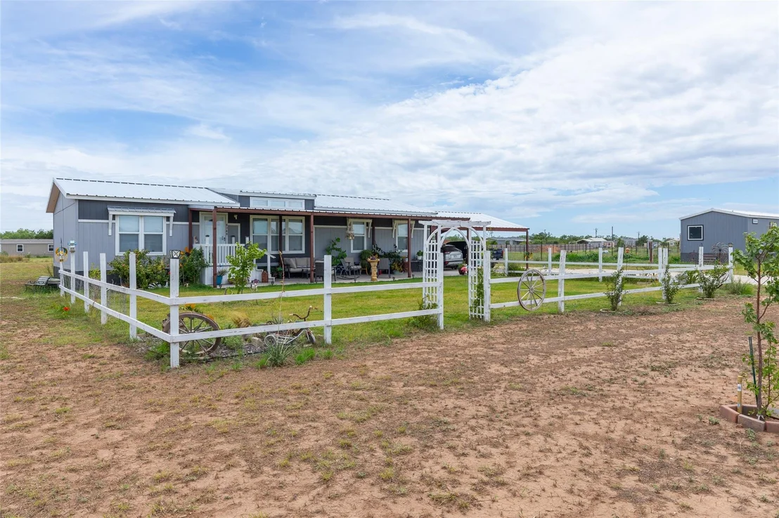 Photo of 6348 Private Road 4286
