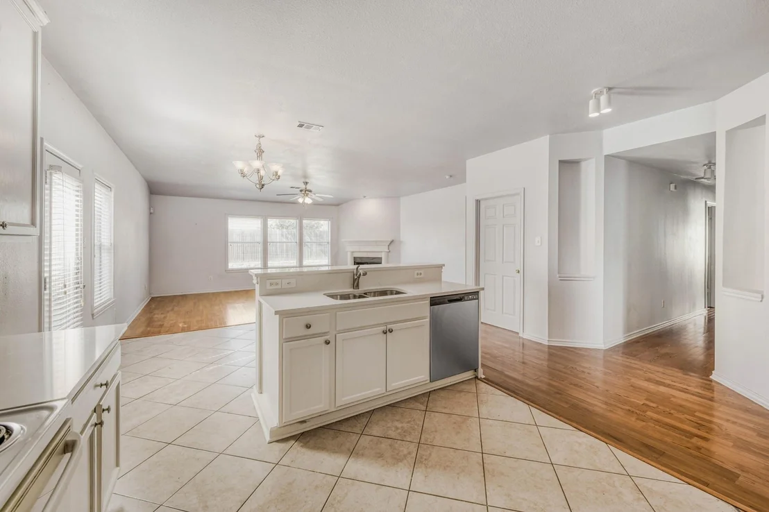 Photo of 2617 Hereford Road