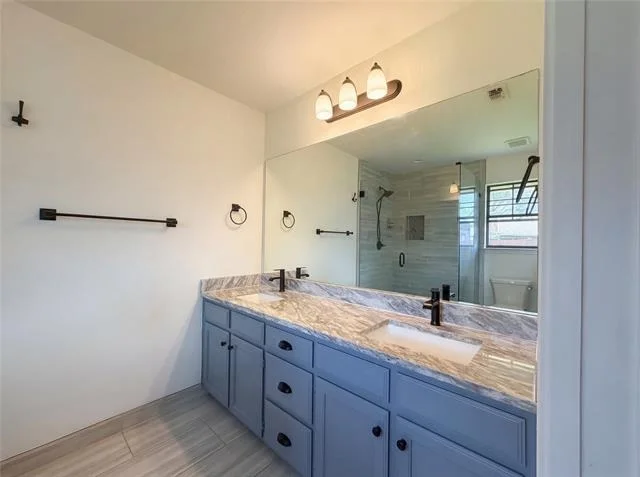 Photo of 5120 Red River Drive