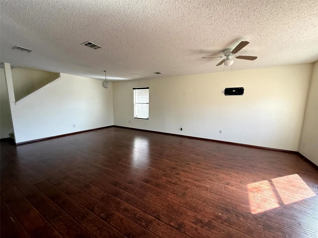Photo of 7919 Mosstree Drive