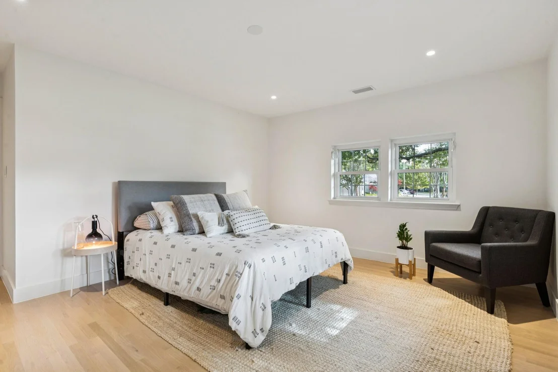 Photo of 98 W Shore Place